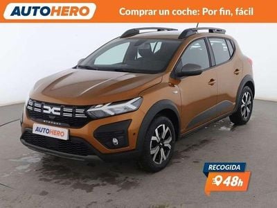 Amarillo Usado 2023 Dacia Sandero Expression Utilitario | 15.142 € (Precio justo)