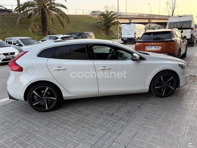 Usado Volvo V40 R-Design Kinetic 150 CV (110 kW) 2013 Blanco Berlina