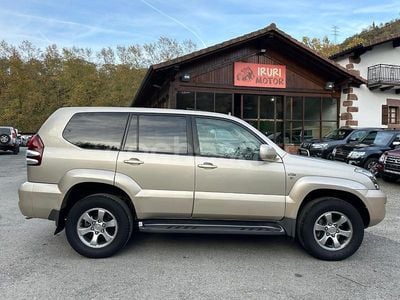 Usado Toyota Land Cruiser 173 CV (127 kW) 2008 Beige SUV