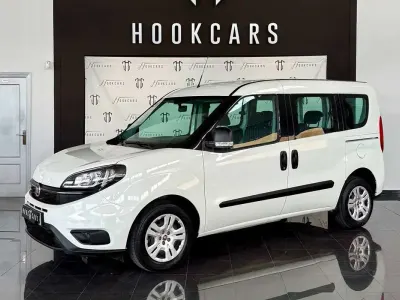 Usado Fiat Doblò 102 CV (75 kW) 2022 Blanco Monovolumen