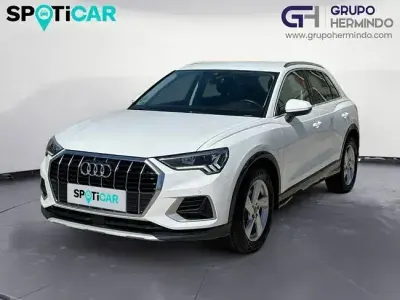 Begagnad Audi Q3 Advanced 150 HK (110 kW) 2023 Vit SUV
