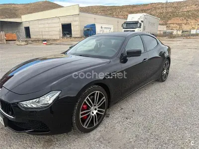 Usado Maserati Ghibli 410 CV (301 kW) 2016 Negro Berlina