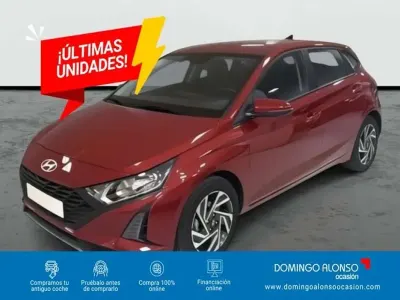 Nuevo Hyundai i20 90 CV (66 kW) 2026 Rojo Utilitario