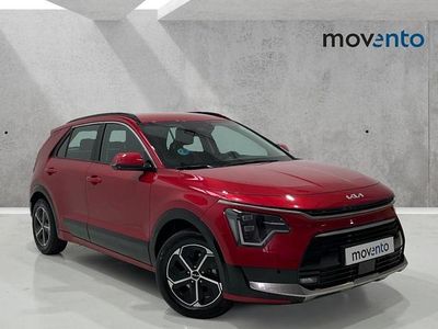 Rojo Usado 2025 Kia Niro SUV | 24.400 € (Buen precio)
