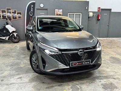Usado Nissan Qashqai Acenta 158 CV (116 kW) 2025 Gris / plata SUV