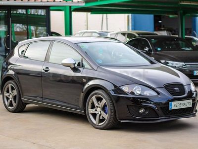 Usado Seat Leon Style 125 CV (91 kW) 2009 Negro Utilitario