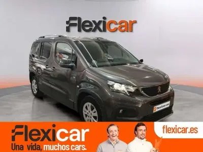 Usado Peugeot Rifter Active 131 CV (96 kW) 2018 Gris Monovolumen