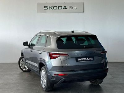Usado Skoda Karoq Selection 150 CV (110 kW) 2025 Gris SUV