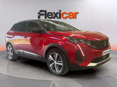 Usado Peugeot 3008 Allure 131 CV (96 kW) 2023 Granate SUV