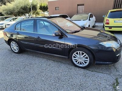 Usado Renault Laguna III Initiale 170 CV (125 kW) 2008 Negro Berlina