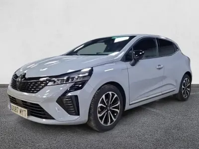 Usado Renault Clio Techno 100 CV (73 kW) 2025 Utilitario