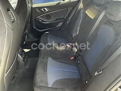 Usado BMW 118 150 CV (110 kW) 2021 Gris / plata Utilitario