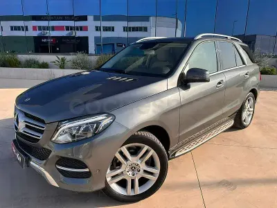 Usado Mercedes GLE250 204 CV (150 kW) 2017 Gris / plata SUV