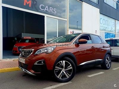 Usado Peugeot 3008 Allure 120 CV (88 kW) 2018 Marrón SUV