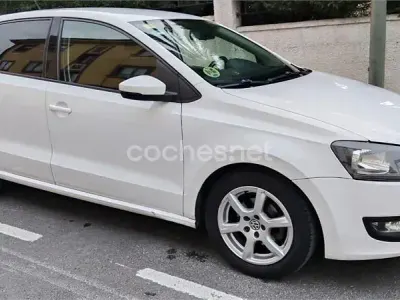 Usado VW Polo Advance 75 CV (55 kW) 2011 Blanco Utilitario