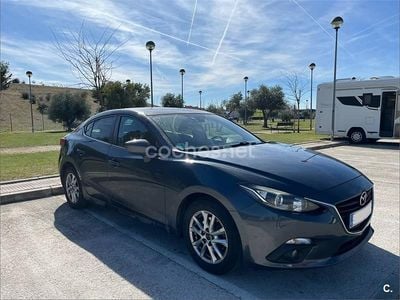 Usado Mazda 3 Style 120 CV (88 kW) 2016 Gris / plata Berlina