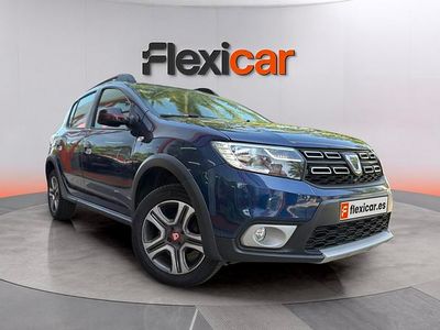 Usado Dacia Sandero Comfort 90 CV (66 kW) 2019 Azul Berlina
