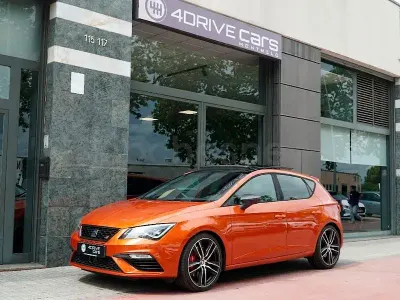 Usado Seat Leon CUPRA 300 CV (220 kW) 2018 Naranja Berlina