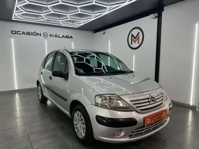 Usado Citroën C3 75 CV (55 kW) 2005 Plateado Utilitario