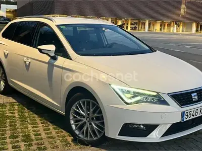 Usado Seat Leon ST Style Plus 110 CV (80 kW) 2018 Blanco Familiar