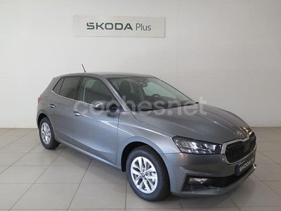 Gris Usado 2025 Skoda Fabia Utilitario | 19.800 € (Caro)