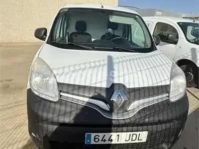 Usado Renault Kangoo 75 CV (55 kW) 2015 Blanco Monovolumen