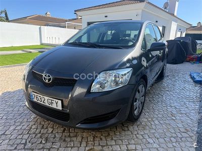 Usado Toyota Auris 90 CV (66 kW) 2008 Gris / plata Utilitario
