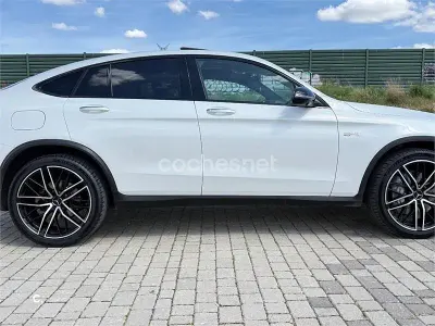 Käytetty Mercedes GLC43 AMG 367 HP (269 kW) 2020 Valkoinen Coupe - kaksiovinen