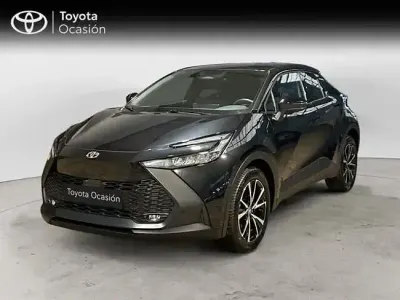 Begagnad Toyota C-HR