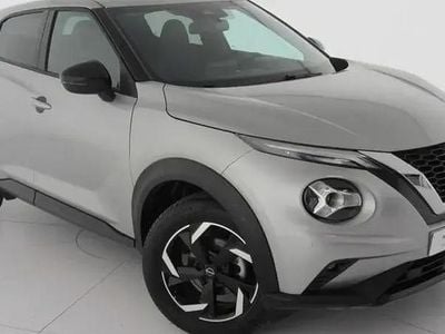 Usado Nissan Juke N-Connecta 114 CV (83 kW) 2024 Plata diamante SUV