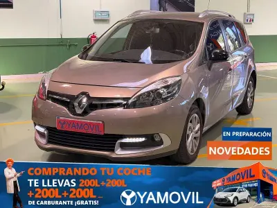 Usado Renault Grand Scénic LIMITED 130 CV (95 kW) 2015 Beige Monovolumen