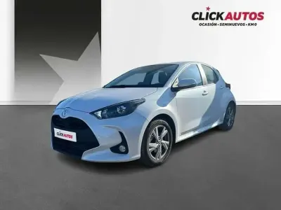 Usado Toyota Yaris Active 116 CV (85 kW) 2025 Blanco Utilitario