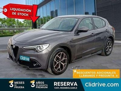 Usado Alfa Romeo Stelvio Sprint 190 CV (139 kW) 2022 Gris SUV