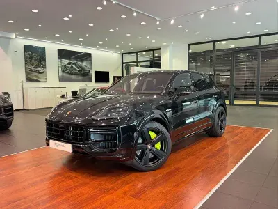 Usado Porsche Cayenne Turbo E-Hybrid