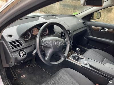 Mercedes C200