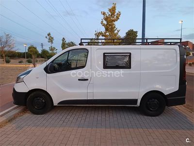 Usado Renault Trafic LIMITED 120 CV (88 kW) 2019 Blanco Monovolumen