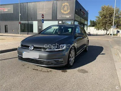 Usado VW Golf VII Sportline 150 CV (110 kW) 2018 Gris / plata Berlina