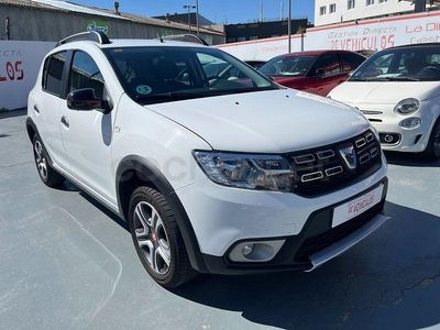Usado Dacia Sandero Comfort 90 CV (66 kW) 2019 Blanco Berlina