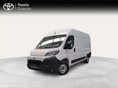 Usado Toyota Proace 140 CV (102 kW) 2025 Blanco Monovolumen