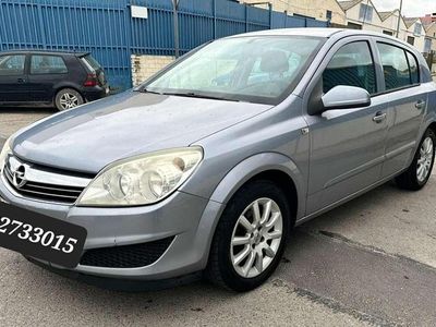 Usado Opel Astra Enjoy 90 CV (66 kW) 2007 Gris Utilitario