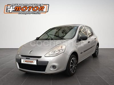 Gris Usado 2012 Renault Clio IV Collection Berlina | 5990 € (Precio justo)