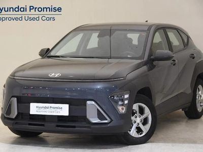 Usado Hyundai Kona 120 CV (88 kW) 2024 Gris/plata SUV