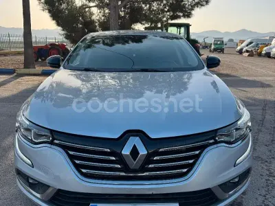 Usado Renault Talisman 120 CV (88 kW) 2020 Gris / plata Berlina
