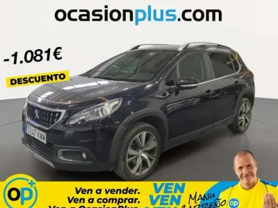 Usado Peugeot 2008 Allure 120 CV (88 kW) 2018 Negro SUV