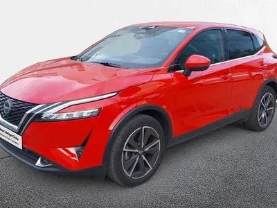 Usado Nissan Qashqai Tekna 158 CV (116 kW) 2023 Yokohama red (sólida) SUV