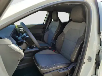 Nuevo Renault Captur Techno 115 CV (84 kW) 2026 Blanco SUV