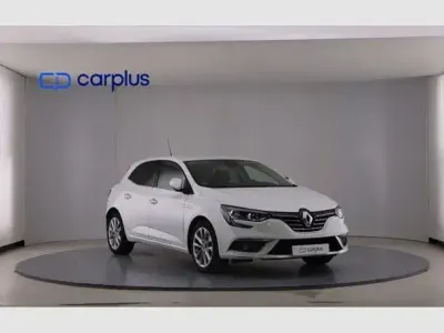 Usado Renault Mégane LIMITED 140 CV (102 kW) 2020