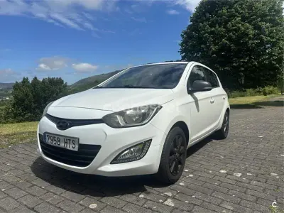 Occasion Hyundai i20 GO! 75 ch (55 kW) 2013 Blanc Citadine
