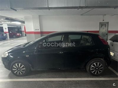 Usado Fiat Grande Punto 120 CV (88 kW) 2006 Negro Utilitario