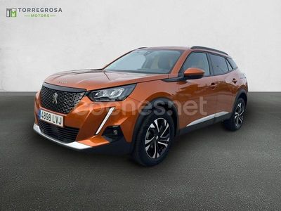 Usado Peugeot 2008 Allure 110 CV (80 kW) 2021 Naranja SUV